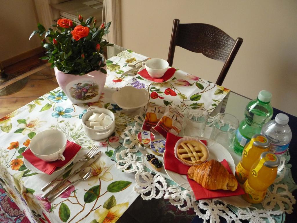 Madama Cristina Bed & Breakfast Torino Exterior foto