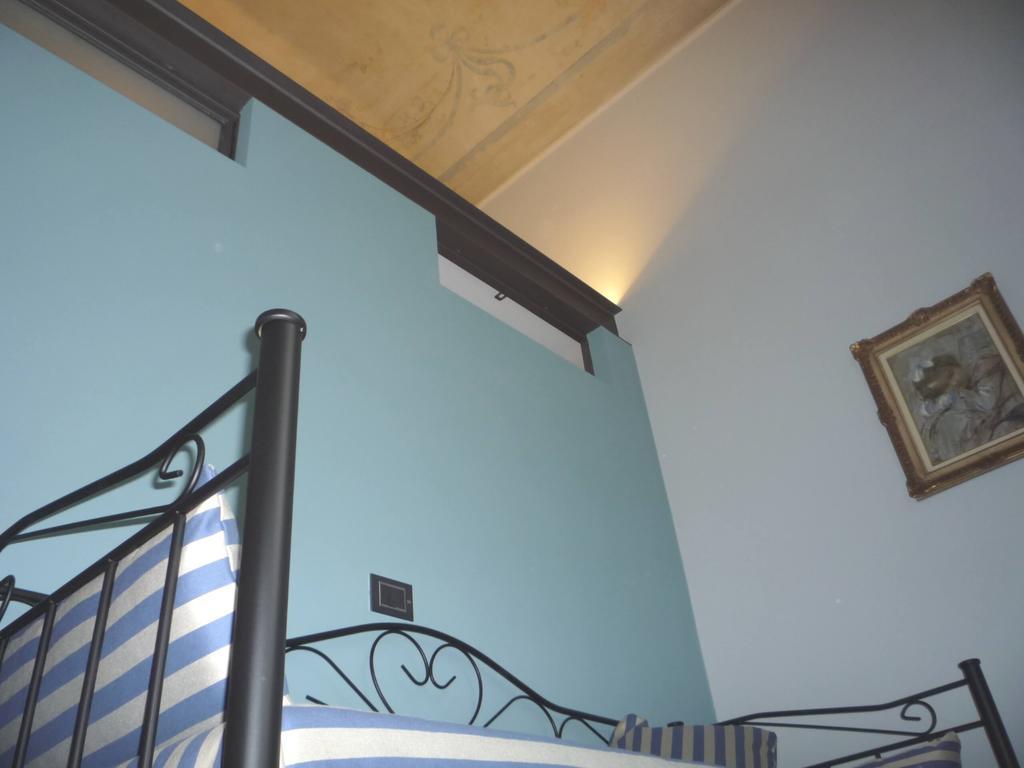 Madama Cristina Bed & Breakfast Torino Cameră foto
