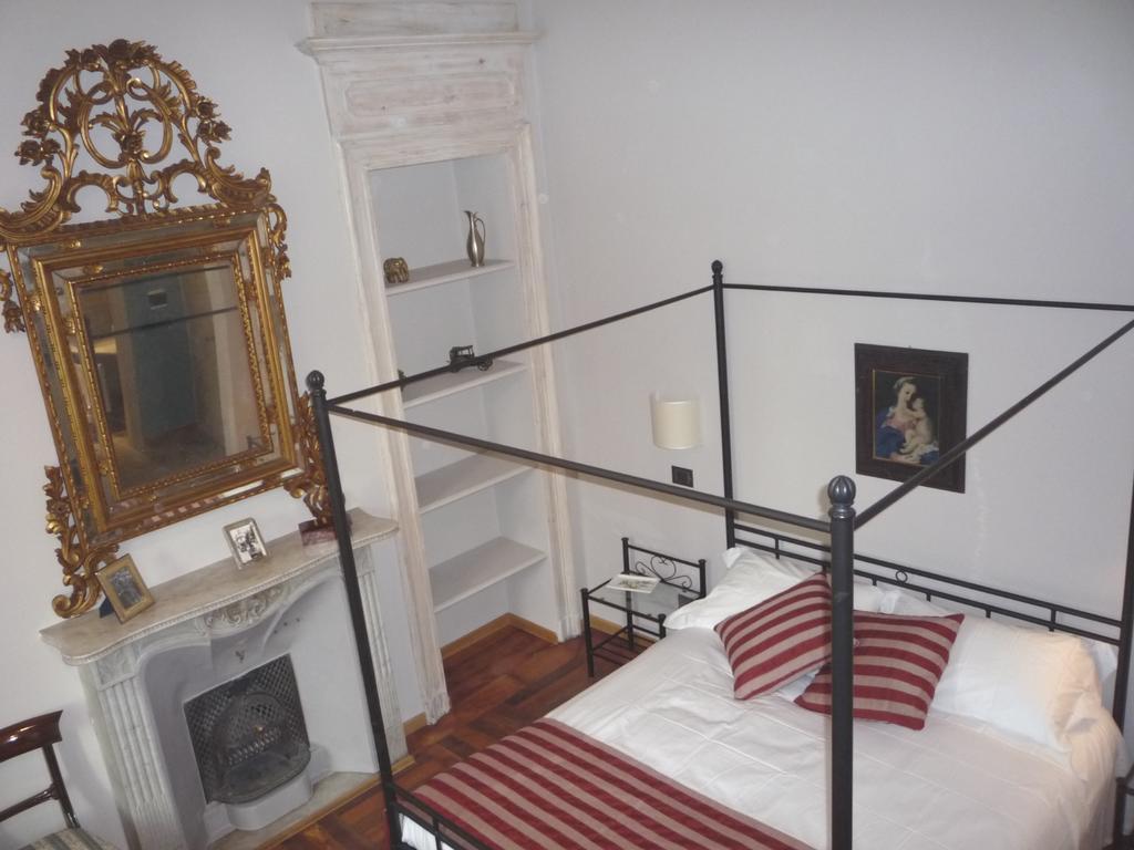 Madama Cristina Bed & Breakfast Torino Cameră foto