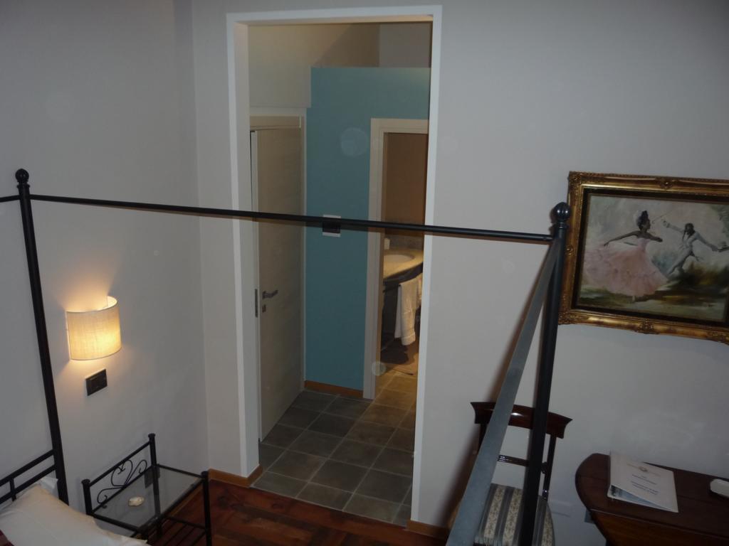 Madama Cristina Bed & Breakfast Torino Cameră foto