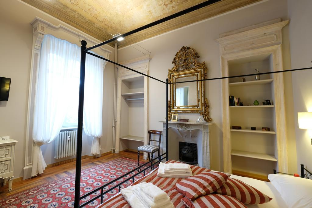 Madama Cristina Bed & Breakfast Torino Exterior foto